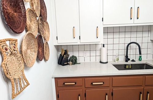Columbia Apartment | The Tiki Suite | 2BR 2BA | Newly Renovated!