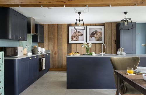 Downton on the Rock Apartment | The Timber Barn is a charming, romantic barn conversion