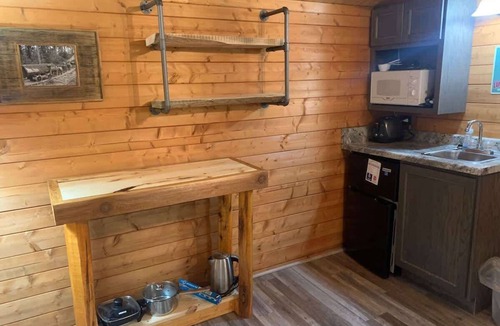 Hayward Cabin | The Timberjack
