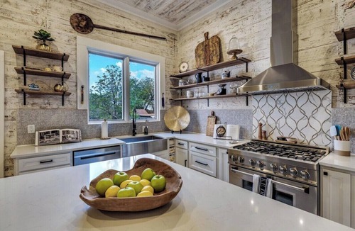 Eastside Promise Neighborhood House | The Time Traveler - Historic Home Downtown SATX