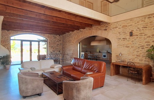 Saint-Dionisy House | The timeless