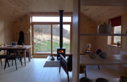 Portnalong House | The Tin Church