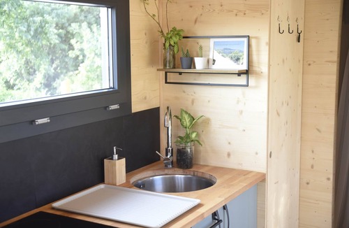 Meyrargues Ski Chalet | The Tiny House in the Château de Vauclaire vineyards