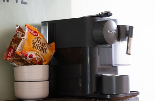 Rathmines Apartment | The Tiny Room on the lake