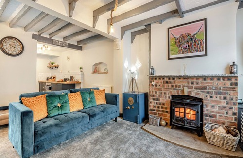 Guisborough Cottage | The Tipsy Bee at 143.
