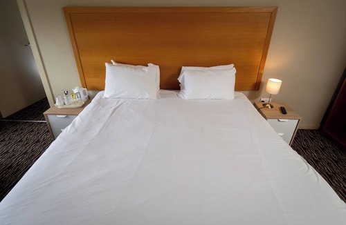 Clydebank Hotel | The Titan By Greene King Inns