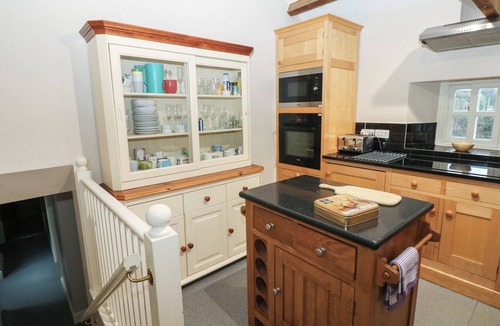 Fremington Cottage | THE TITHE BARN, pet friendly, with open fire in Barnard Castle