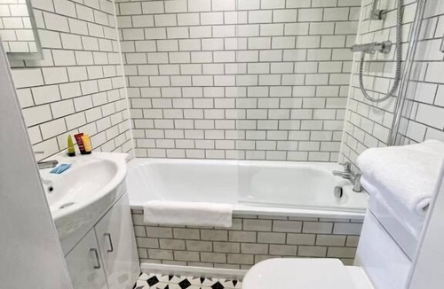 Glendevon Hotel | The Tormaukin Hotel