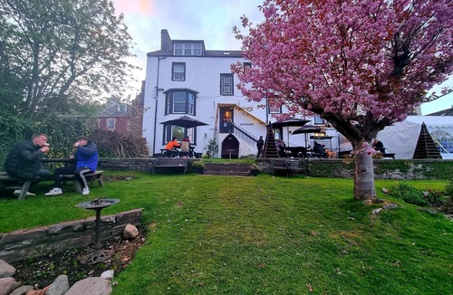 Crieff Apartment | The Tower - Bluebell Room