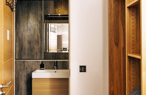 Crieff Apartment | The Tower - Heather Studio