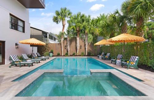 East Beach House | The Tower House at East Beach - 4204 Nineth Street