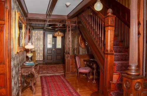 Milford Bed & Breakfast | The Towers Bed & Breakfast