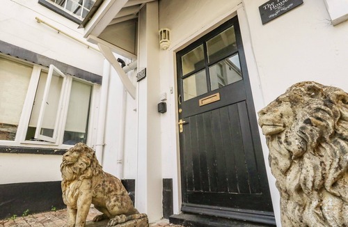 Dorchester Cottage | The Town House