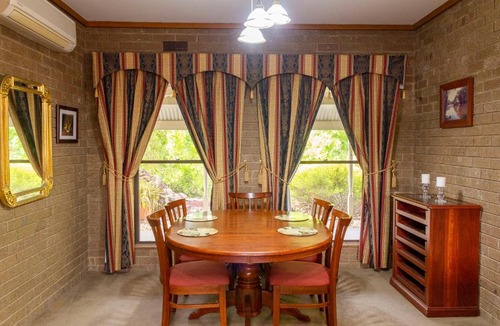 Cohuna House | The Townhouse