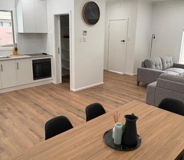 Renmark House | The Townhouse