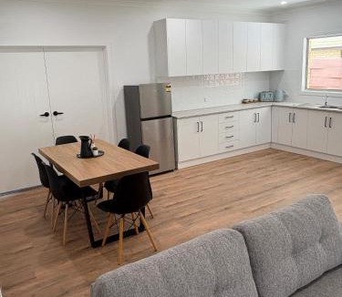 Renmark House | The Townhouse