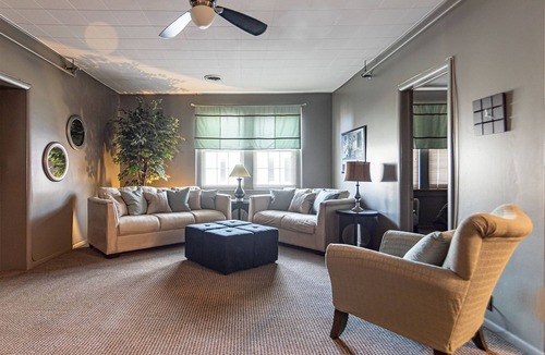 Fairbury Apartment | The Townsend 2 BR Apartment Located On The Bricks