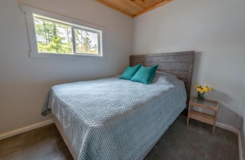 Havelock-Belmont-Methuen Resort | The Trace at Oak Lake (19+)