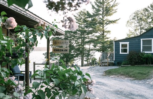 Havelock-Belmont-Methuen Ski Chalet | The Trace at Oak Lake - Chalet #17