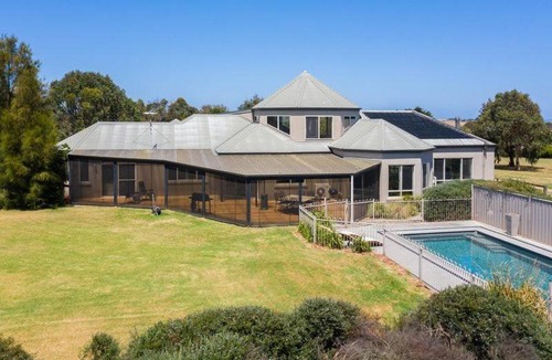 Cowes House | The Track House