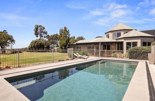 Cowes House | The Track House