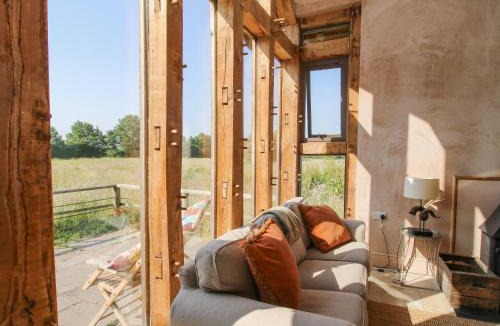 Wollerton House | The Tractor Shed