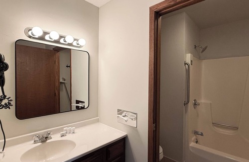 Amana Hotel | The Trail Inn - Amana IA