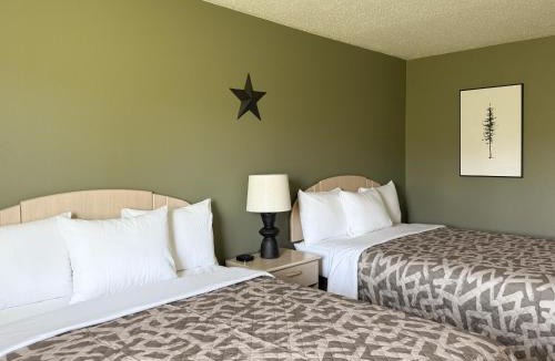 Stanton Hotel | The Trail Inn - Stanton, IA - 620 Halland Ave