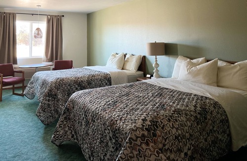 Sutton Hotel | The Trail Inn - Sutton, Nebraska - US-6 HWY