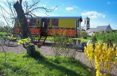 La Hoguette House | The trailer and Billy Pommette