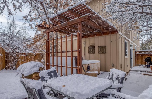 Westbrook Meadows House | The Trailhead