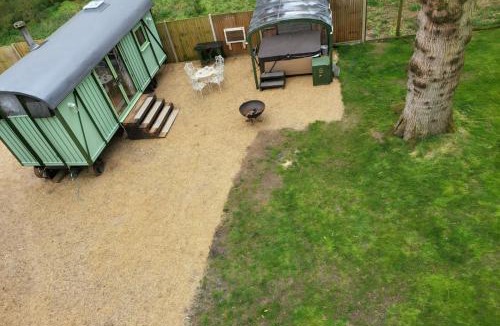 Foxley Other | The Train Carriage