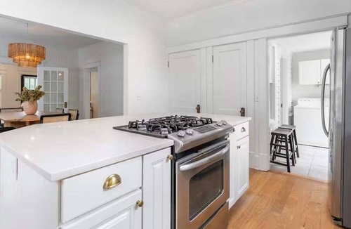 Historic Waverly House | The Traveler 902-Mountain Retreat-Sleeps 6