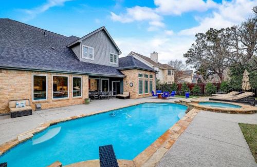 Riverplace House | The Treasure Island Hideaway