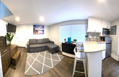 West Salem Cabin | The Tree House of Paradise