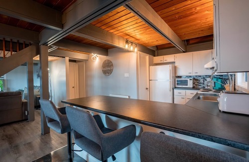 Beaupre Ski Chalet | The Tree-House | Sauna & Gym | in&out Pool | BBQ | AC | Fireplace