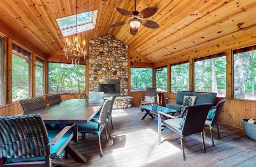 New Buffalo House | The Tree House