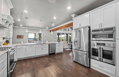 Garfield House | The Tree Top Serenity at Beaver Lake family