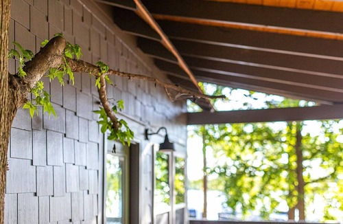 Gadsden House | The Treehouse at River Rocks Landing