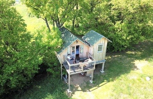 Montoillot House | The treehouse