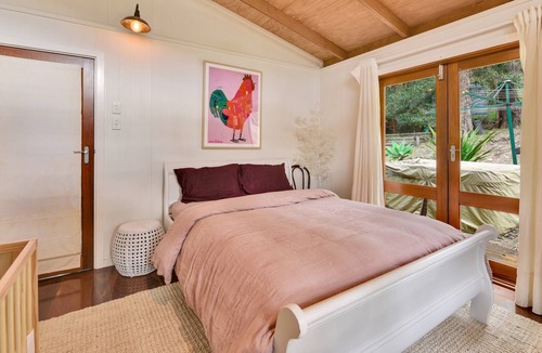 Milsons Passage House | The Treehouse @ Milsons Passage (Water Access Only!)