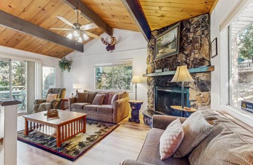 Arrowhead Villas House | The Treehouse