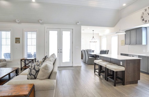 Minett House | The Trillium Cottage (#15)