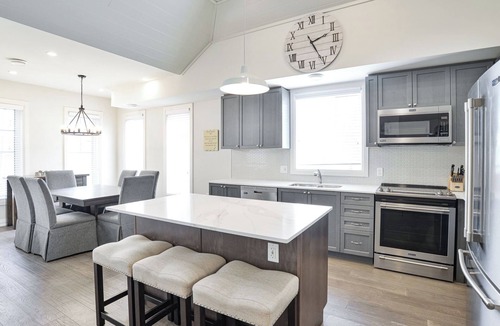 Minett House | The Trillium Cottage (#15)