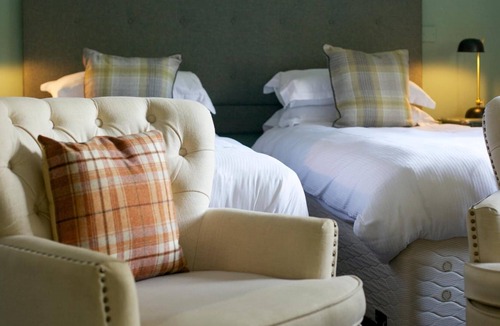 Faringdon Hotel | The Trout at Tadpole Bridge