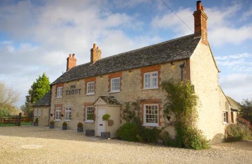 Faringdon Hotel | The Trout at Tadpole Bridge