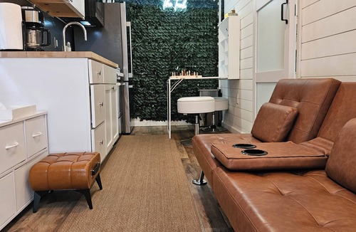 Lexington Cabin | The Tuck Cabin