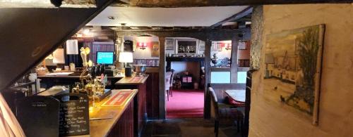 Axminster Hotel | The Tuckers Arms