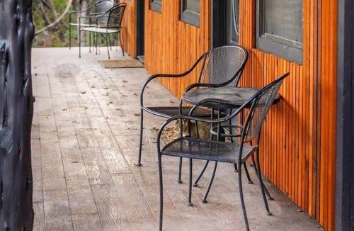 Waco Cabin | The Tui at Nicole Creek Cabins