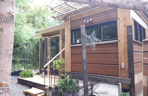 Niagara Falls Cottage | The "Twiglet"